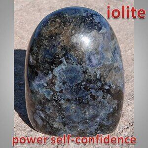 ❤️ IOLITE free form rock crystal INNER STRENGTH power CONFIDENCE